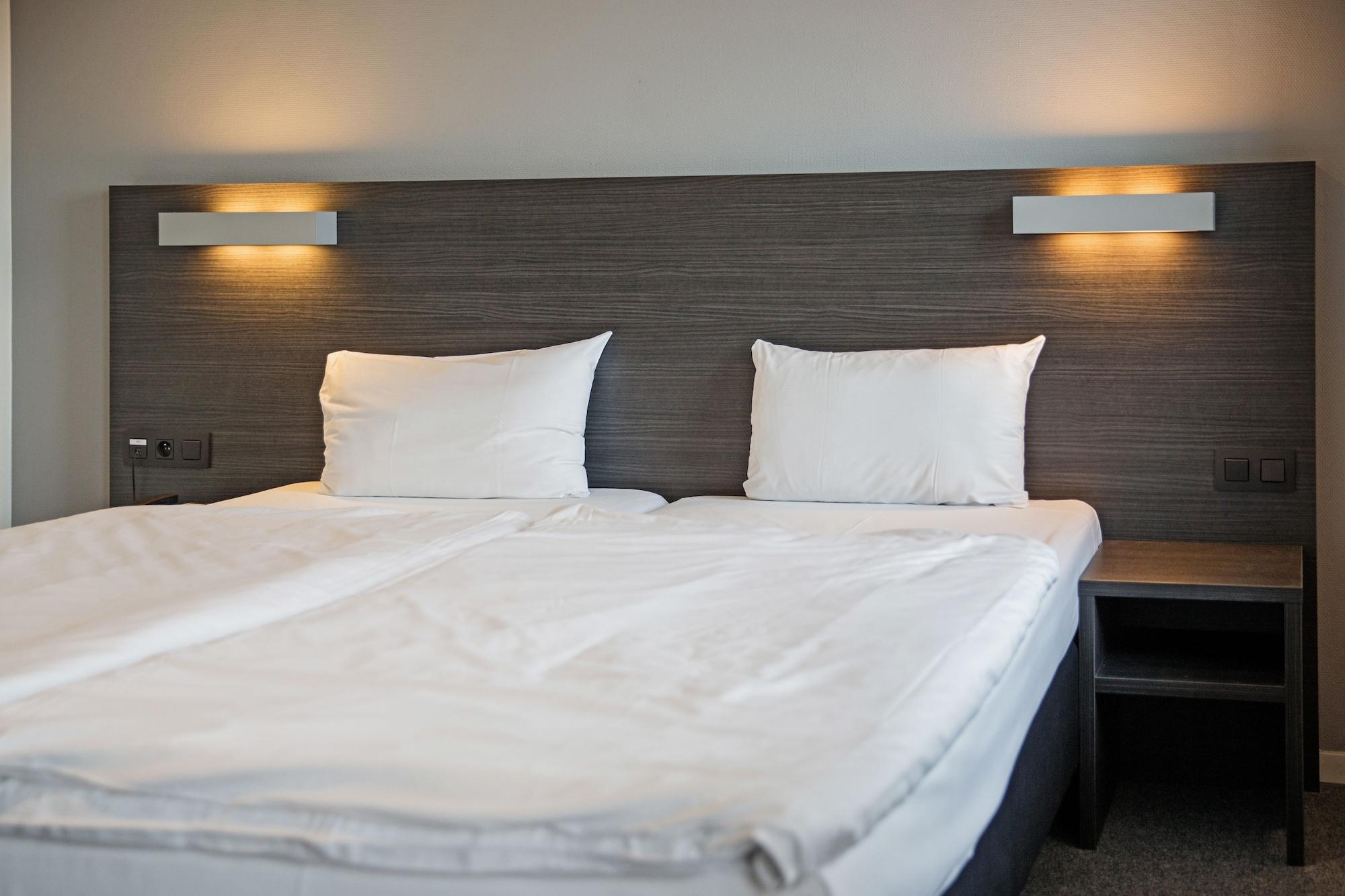 Antwerp Harbour Hotel Extérieur photo
