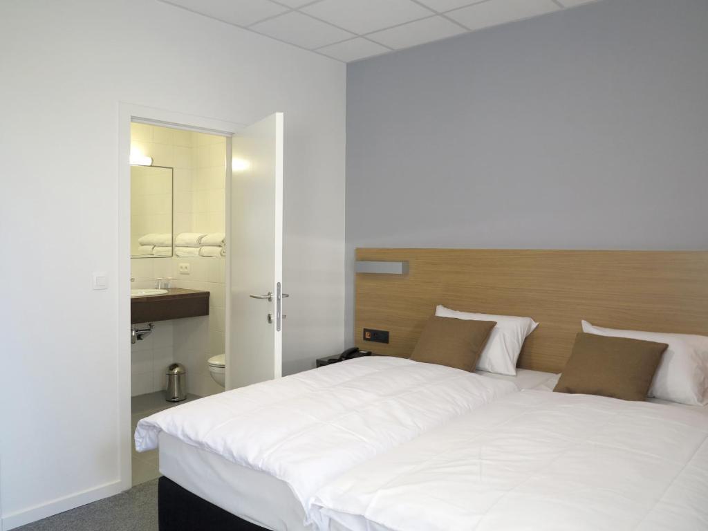 Antwerp Harbour Hotel Chambre photo