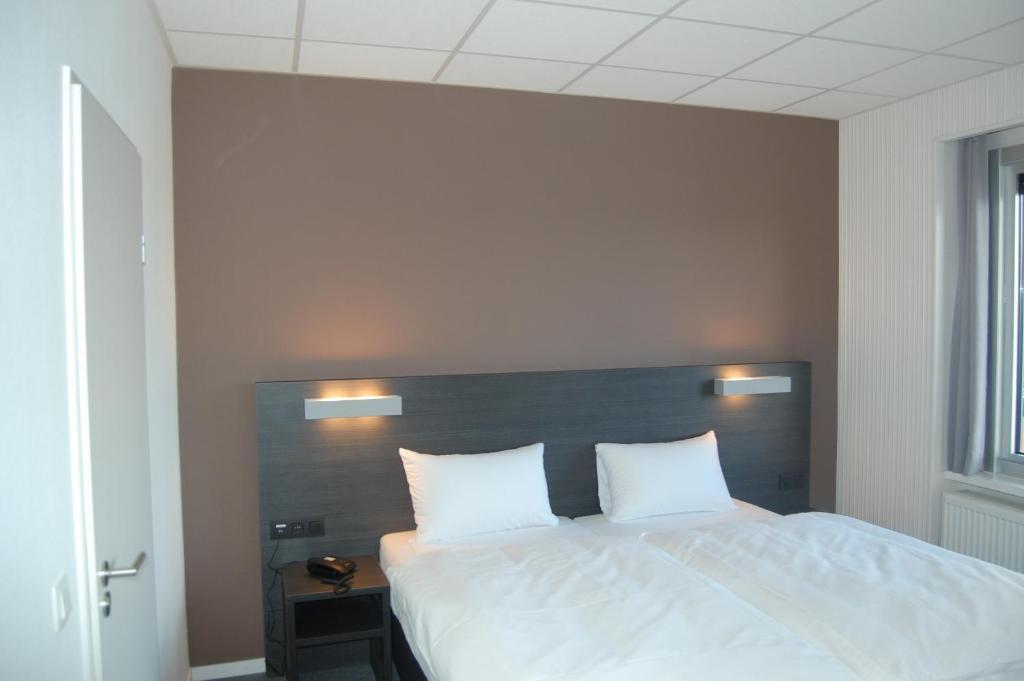 Antwerp Harbour Hotel Extérieur photo