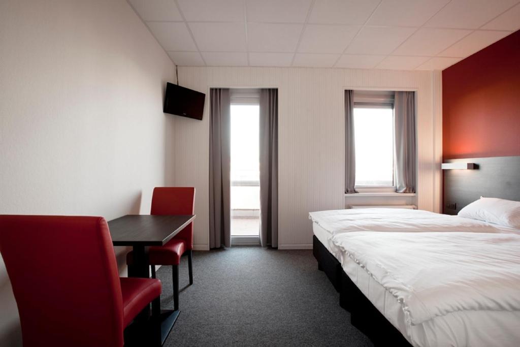 Antwerp Harbour Hotel Extérieur photo